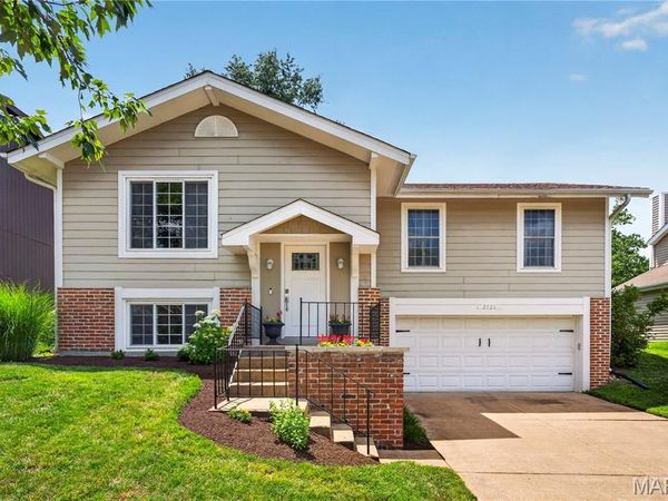2521 Rain Forest Drive, Wildwood, MO 63011