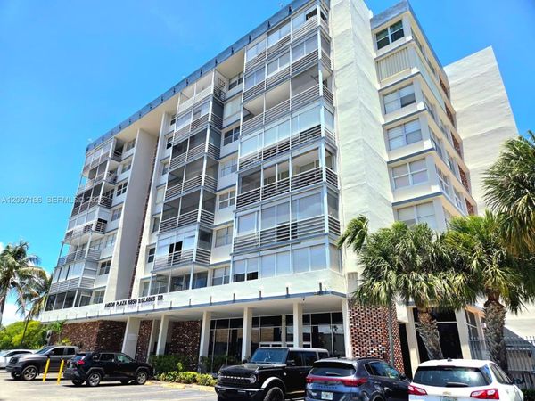 16850 S Glades Dr , Unit 2K, North Miami Beach, FL 33162