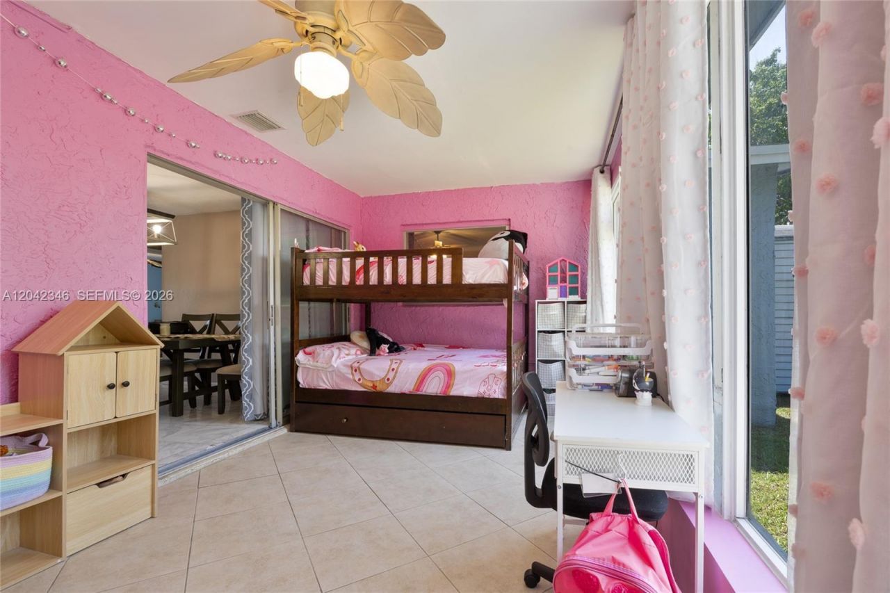8350 NW 27th Pl , Sunrise, FL 33322 Photo