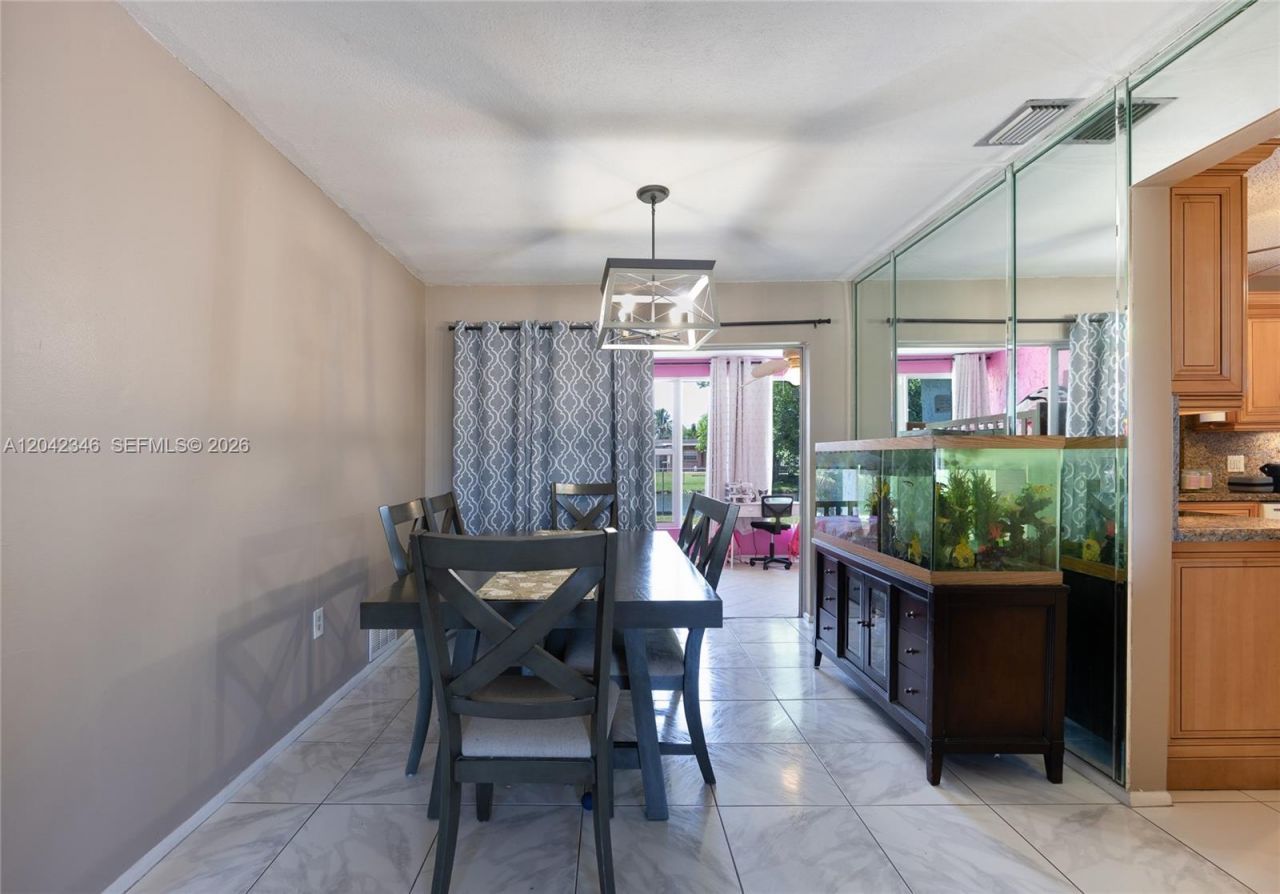 8350 NW 27th Pl , Sunrise, FL 33322 Photo