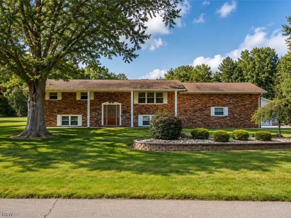 550 Emmaus Road, Belpre, OH 45714