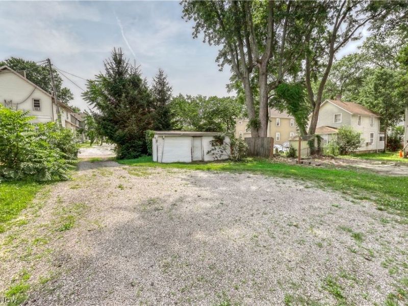 503 Sumner Street, Akron, OH 44304 Photo 4