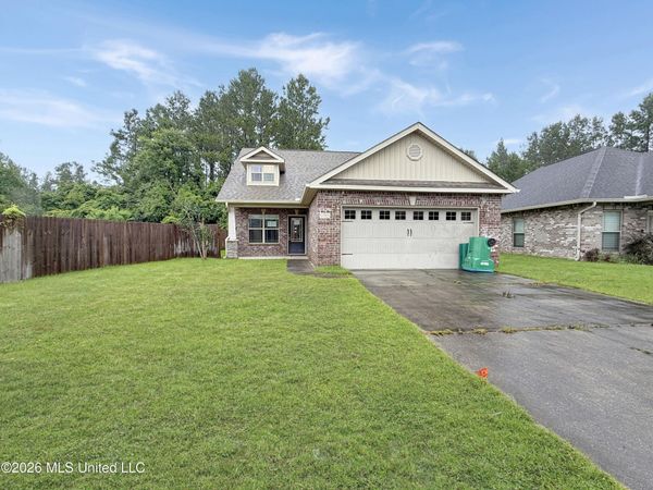 17093 Palm Ridge Drive, D'Iberville, MS 39540