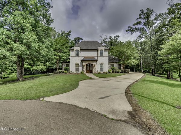 270 Evergreen Drive, Brandon, MS 39042