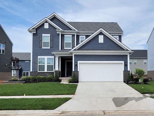 602 Gretchen Lane, Saline, Mi 48176