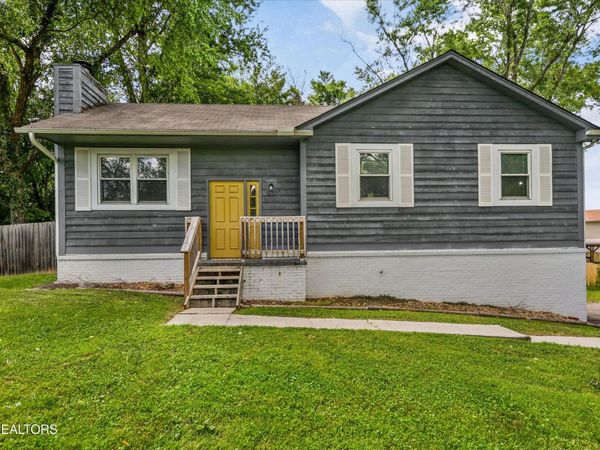1717 Penwood Drive , Knoxville, TN 37922
