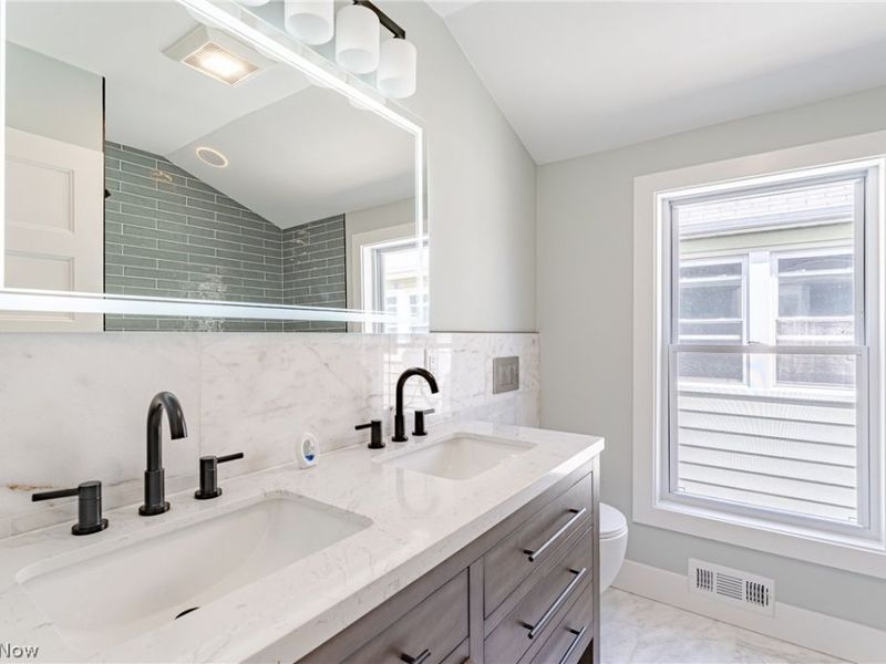 3297 W 127th Street, Cleveland, OH 44111 Photo 19