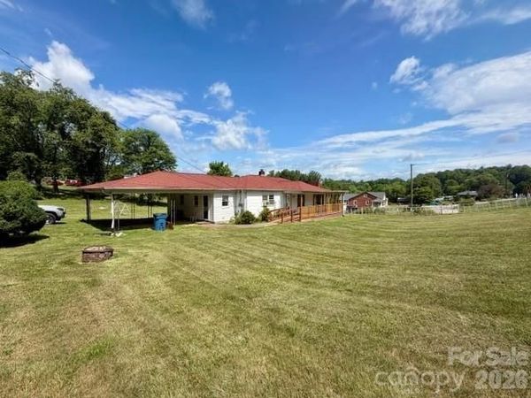 3808 Mccall Road , Lenoir, NC 28645