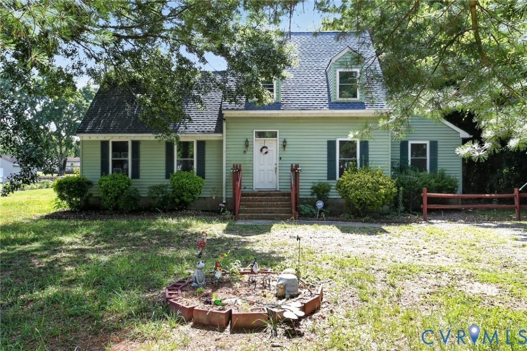 1994 Anderton Lane, Gloucester, VA 23072 Main Photo