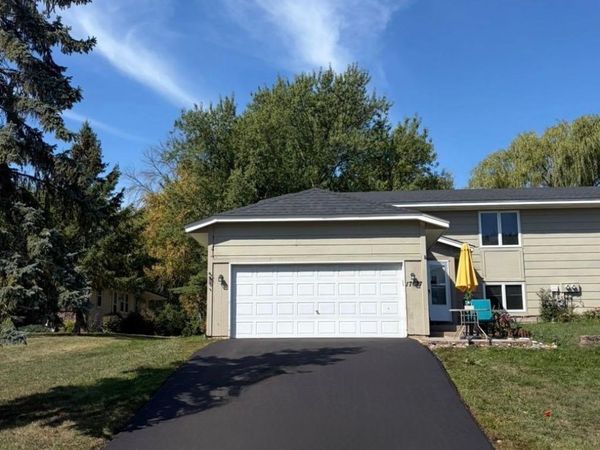 17627 Ionia Court, Lakeville, MN 55044