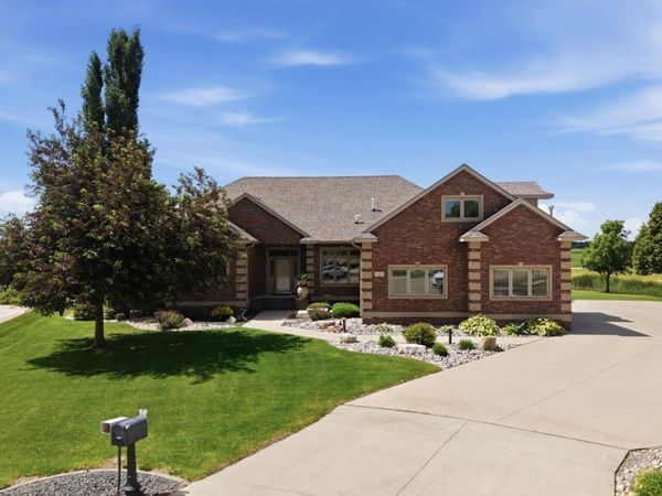 4847 2nd Street SW, Moorhead, MN 56560