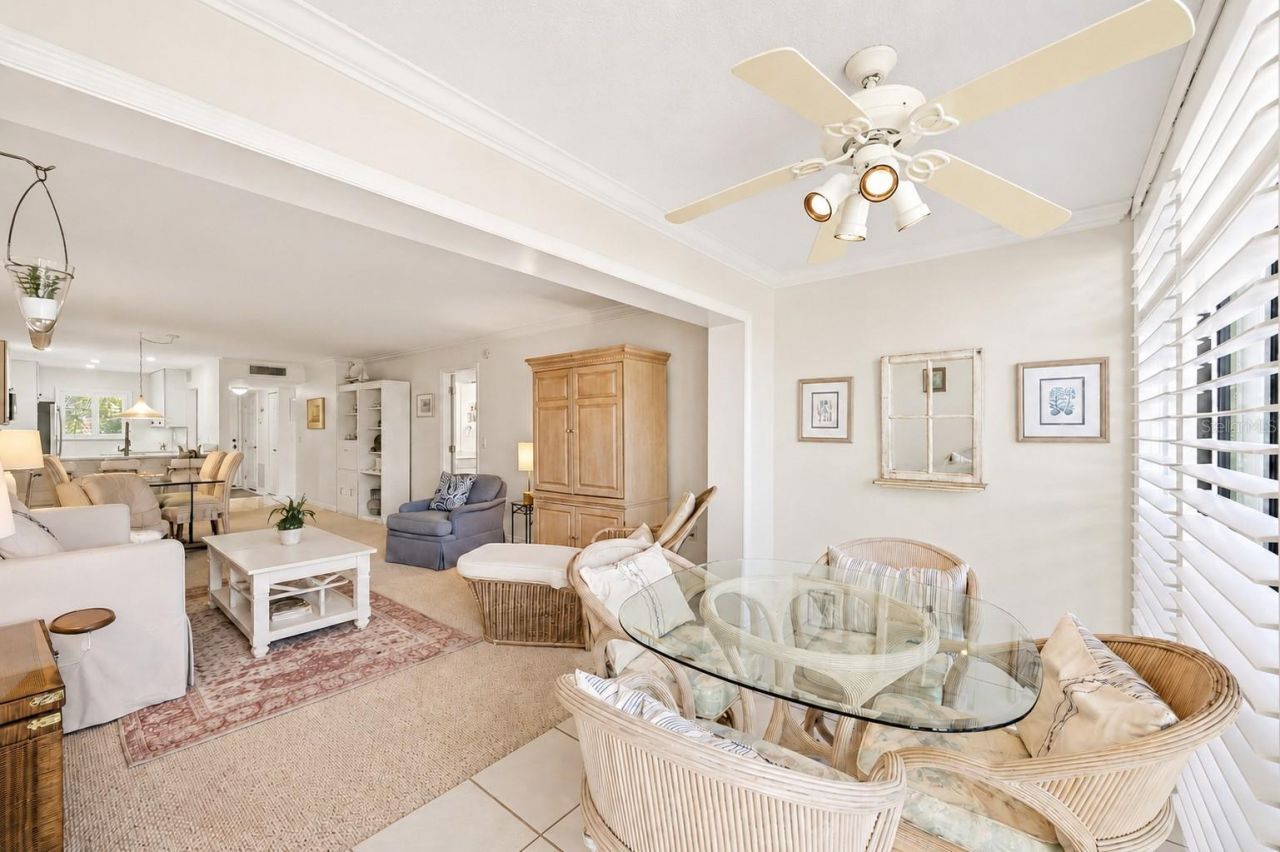 6236 Midnight Pass Road, Unit 1-307, Sarasota, FL 34242 Photo