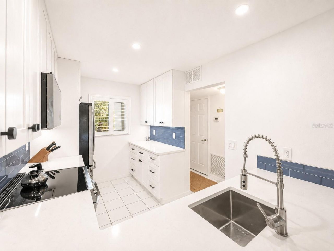 6236 Midnight Pass Road, Unit 1-307, Sarasota, FL 34242 Photo