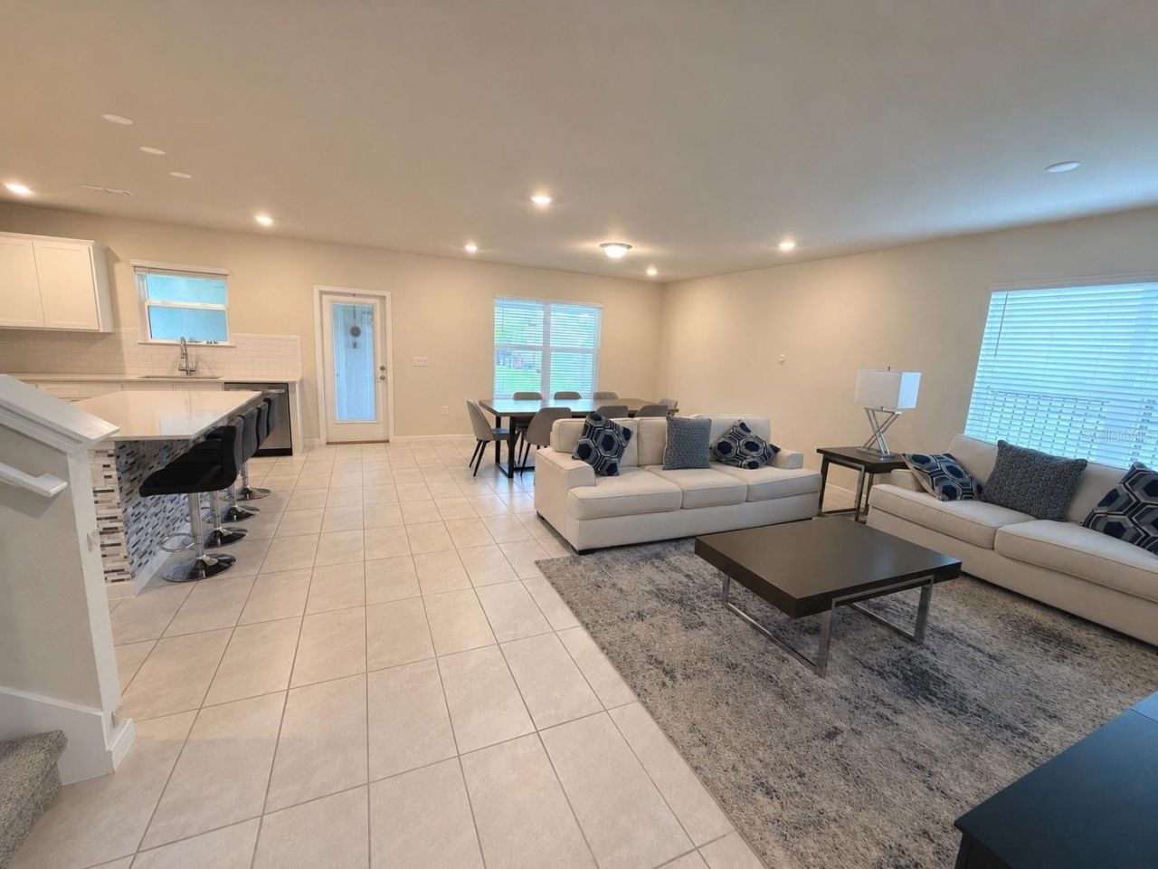 4086 Lush View Drive , Apopka, FL 32712 Photo