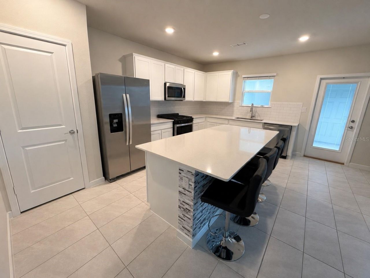 4086 Lush View Drive , Apopka, FL 32712 Photo