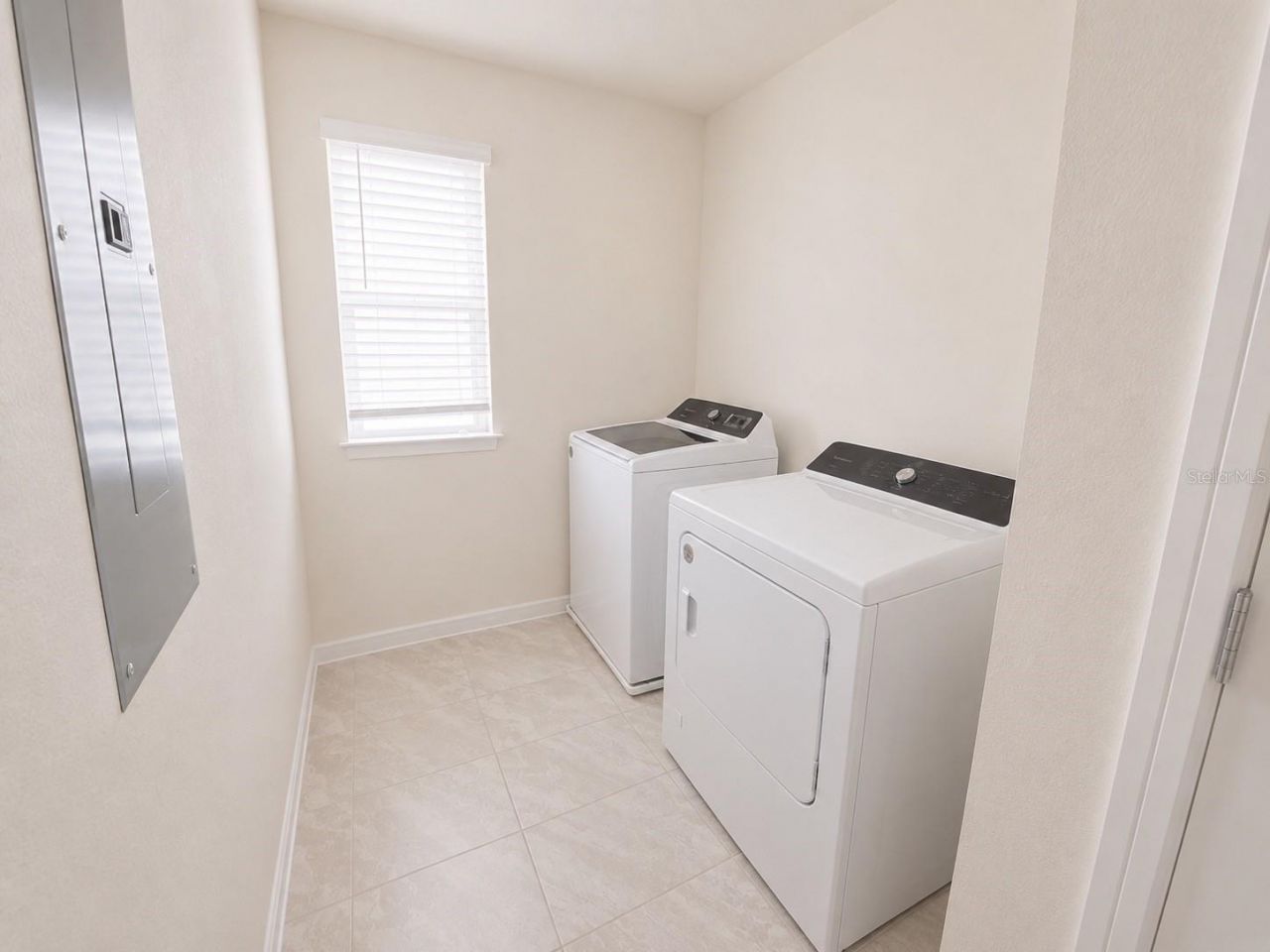 4086 Lush View Drive , Apopka, FL 32712 Photo
