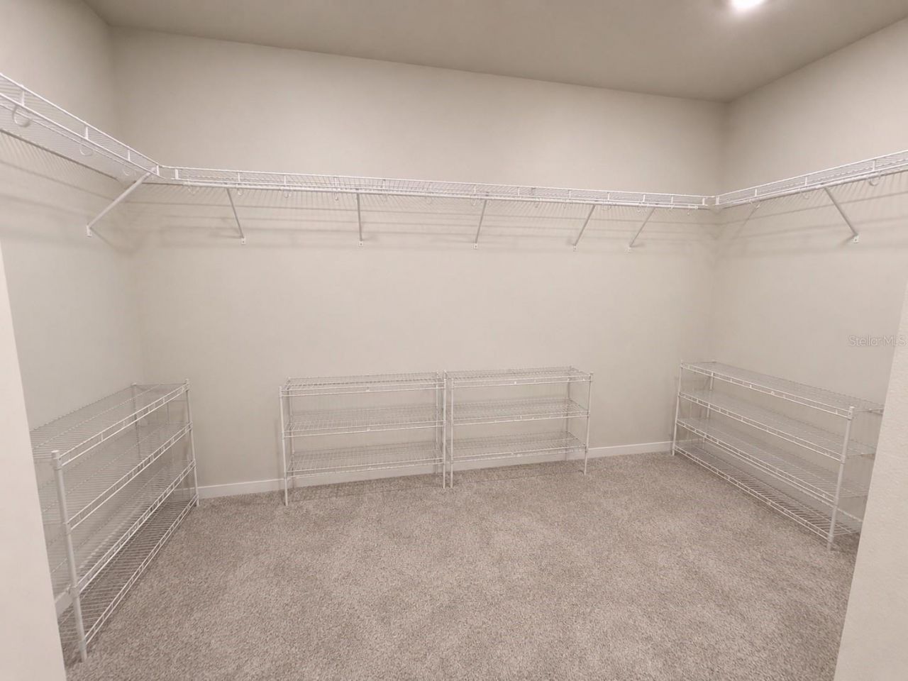 4086 Lush View Drive , Apopka, FL 32712 Photo