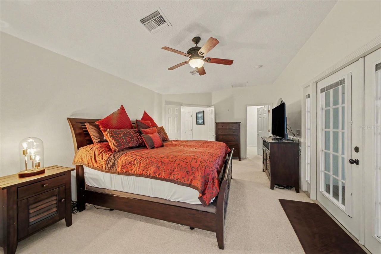 5384 Aurora Drive, Leesburg, FL 34748 Photo