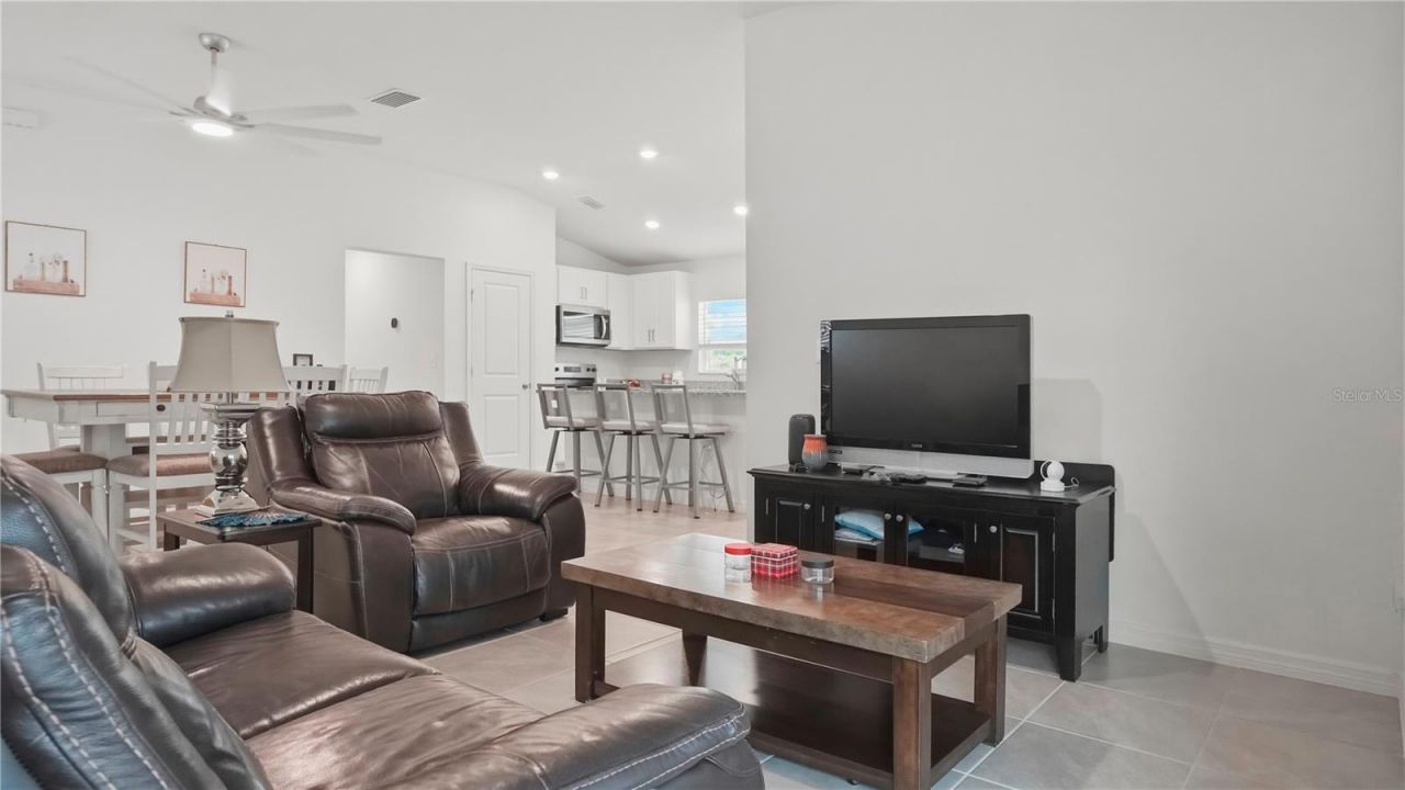 707 Chestnut Lane , Auburndale, FL 33823 Photo