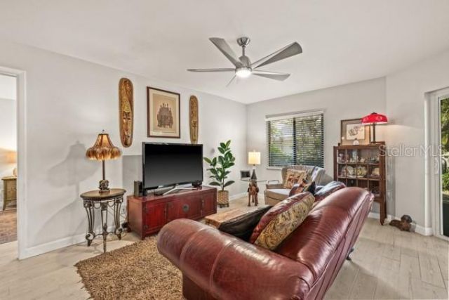 476 Santa Cruz Place Ne, Unit C, Saint Petersburg, FL 33703 Photo