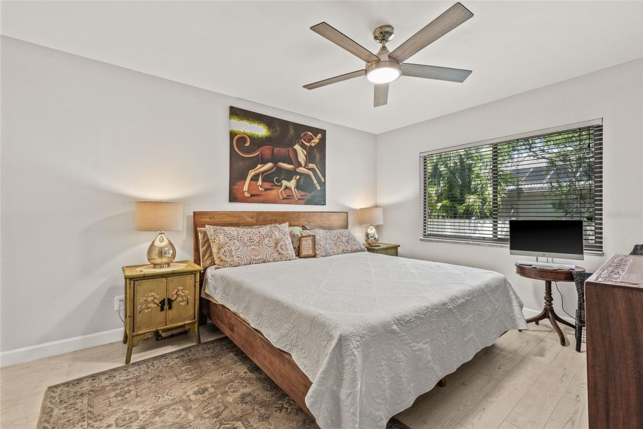 476 Santa Cruz Place Ne, Unit C, Saint Petersburg, FL 33703 Photo