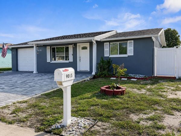 9015 PROSPERITY LANE , PORT RICHEY, FL 34668