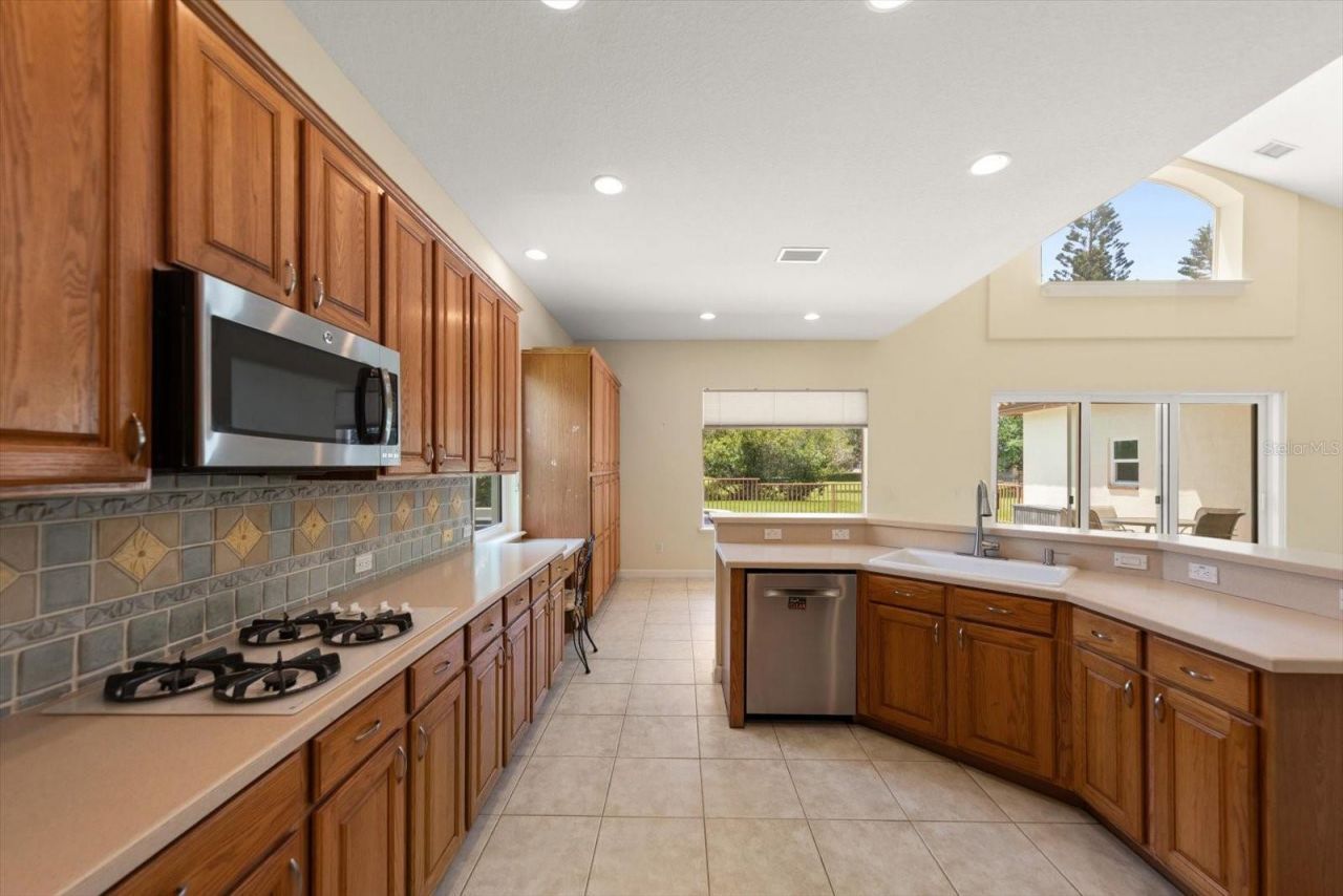 7699 Aralia Way, Seminole, FL 33777 Photo