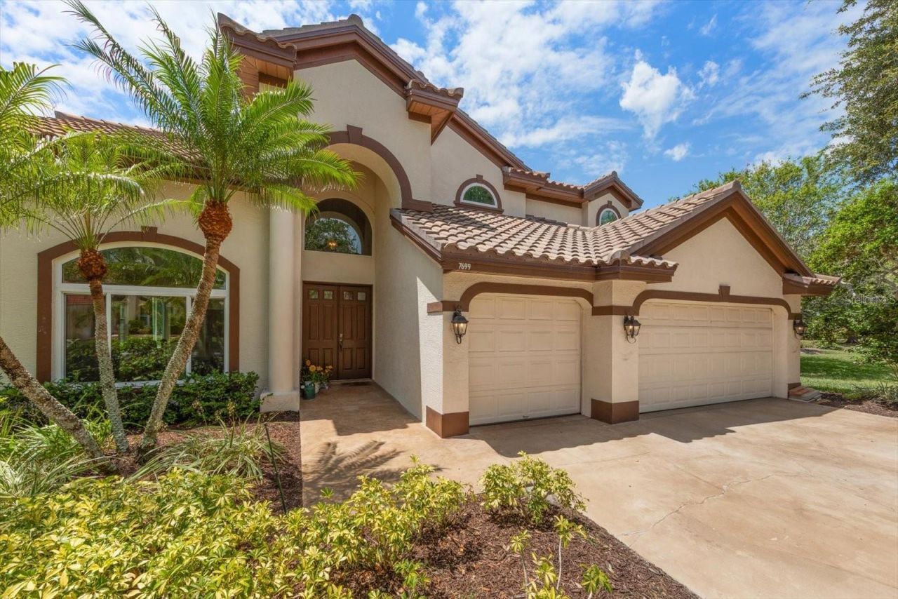 7699 Aralia Way, Seminole, FL 33777 Photo