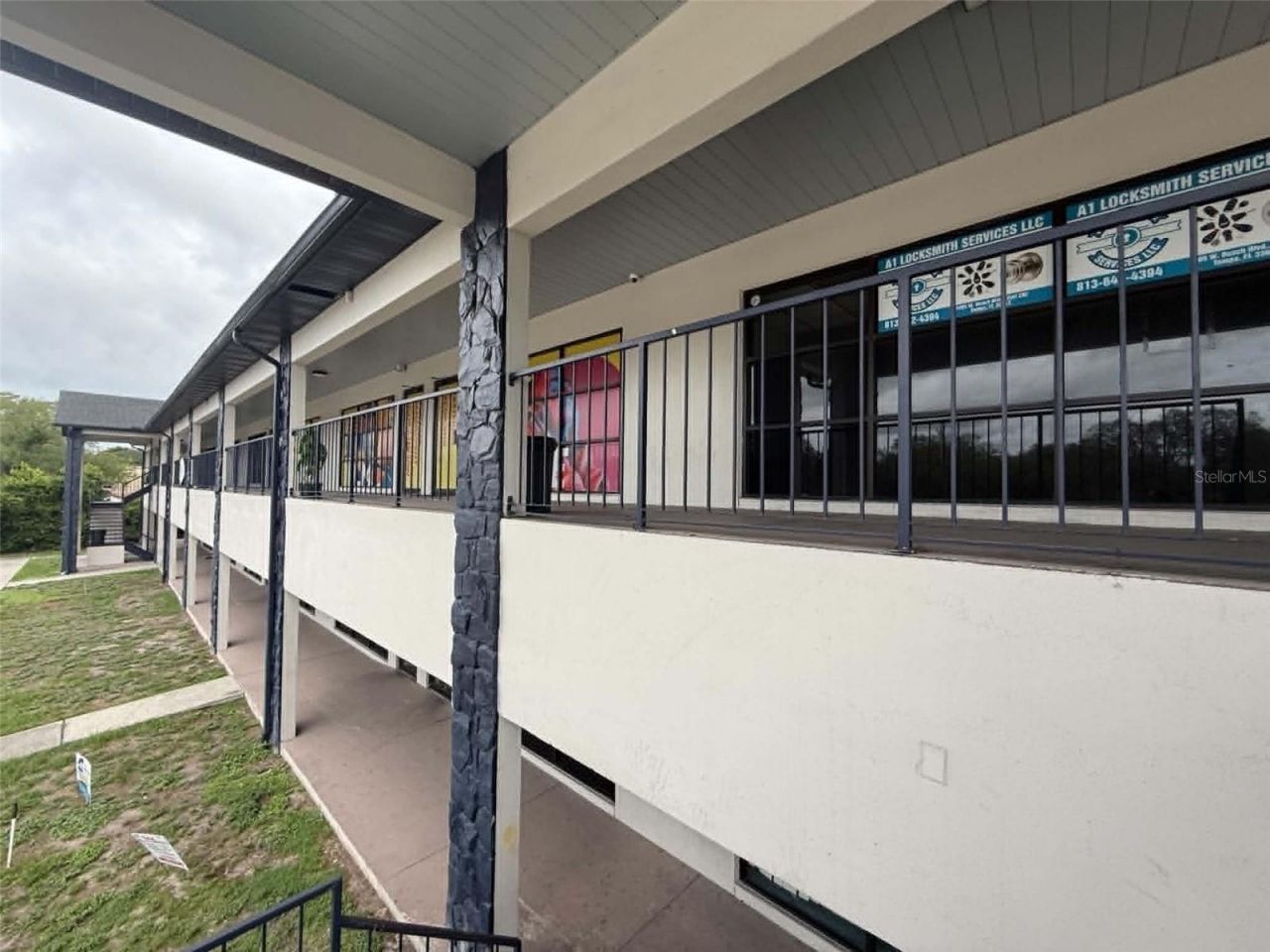 1005 W Busch Boulevard , Tampa, FL 33612 Photo
