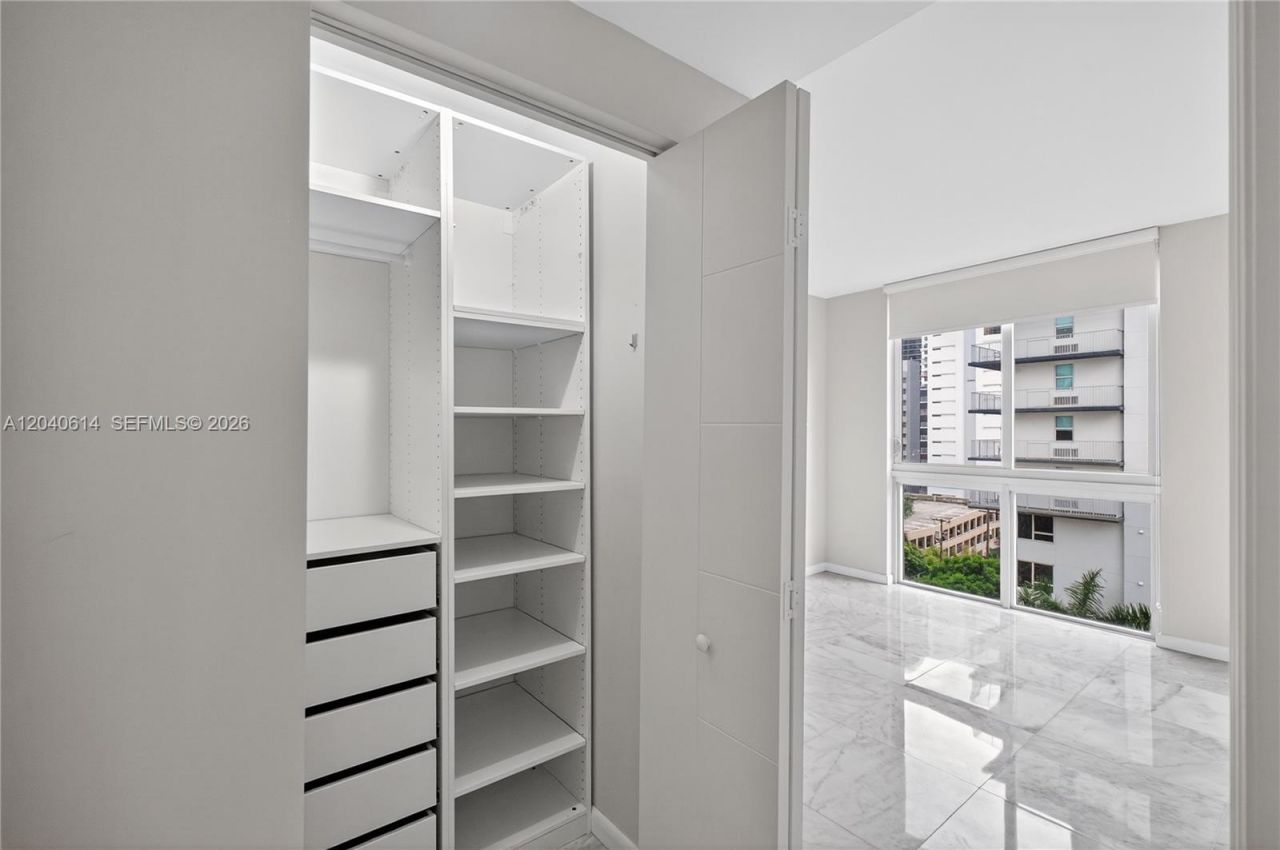 1010 SW 2nd Ave , Unit 603, Miami, FL 33130 Photo