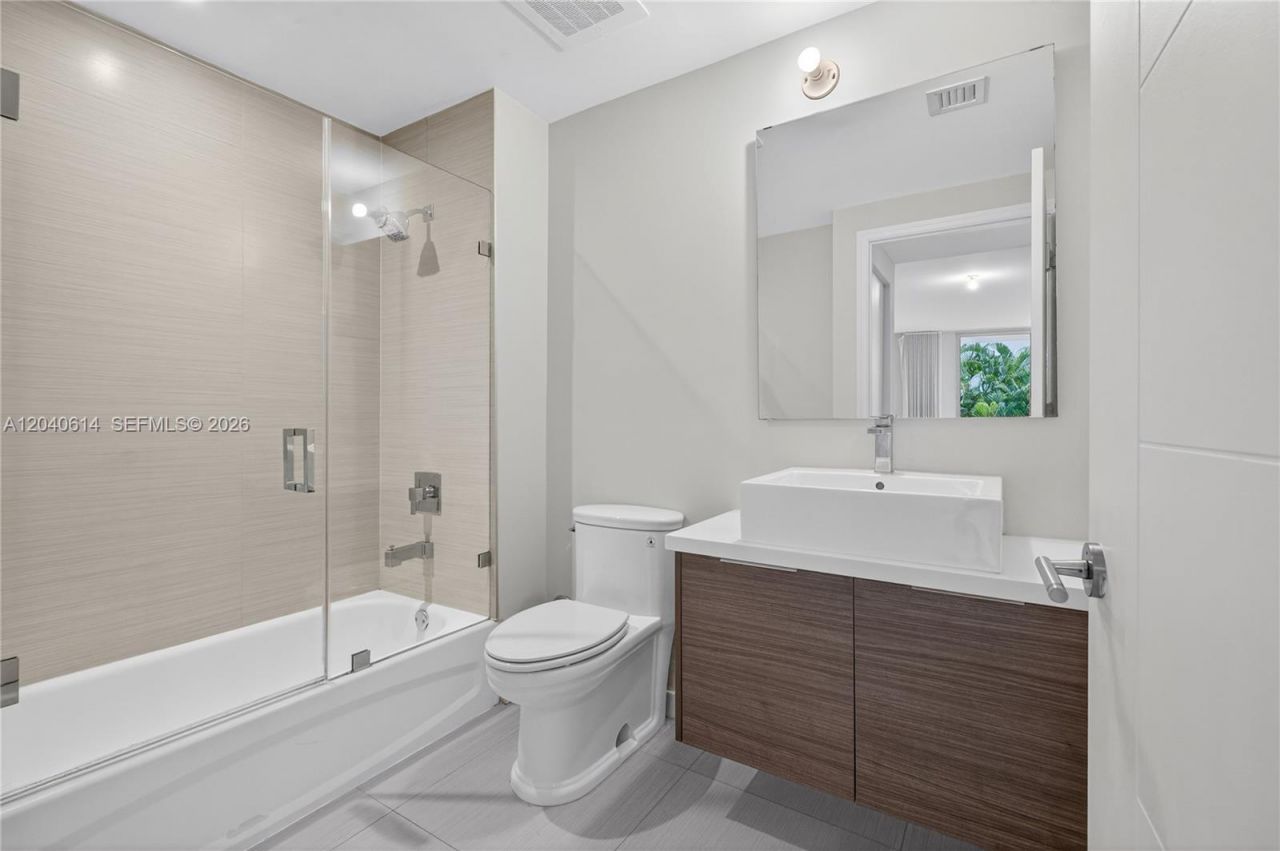 1010 SW 2nd Ave , Unit 603, Miami, FL 33130 Photo