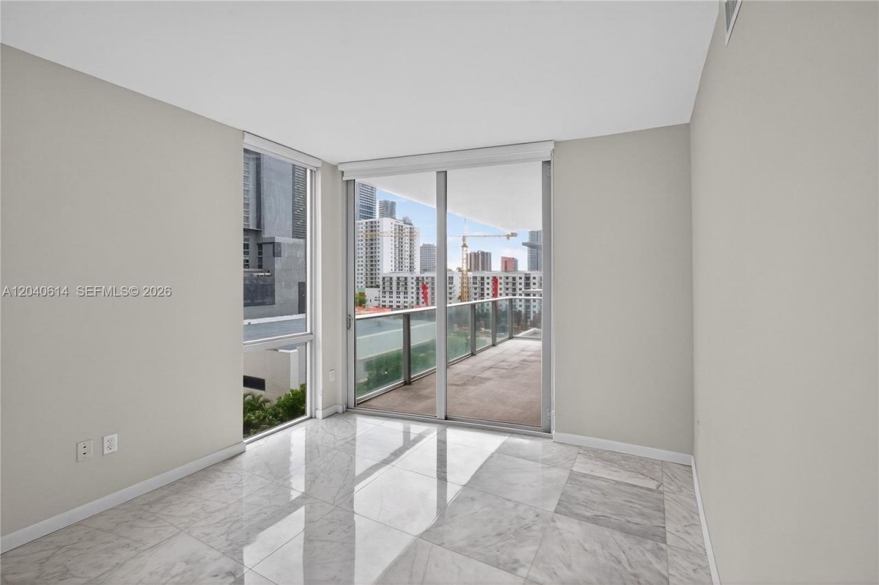 1010 SW 2nd Ave , Unit 603, Miami, FL 33130 Photo