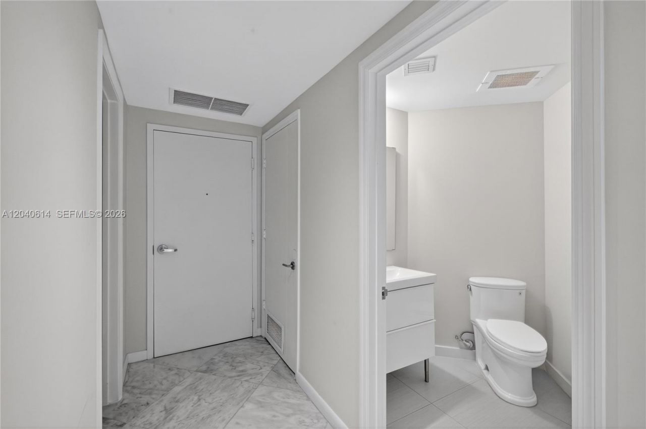 1010 SW 2nd Ave , Unit 603, Miami, FL 33130 Photo