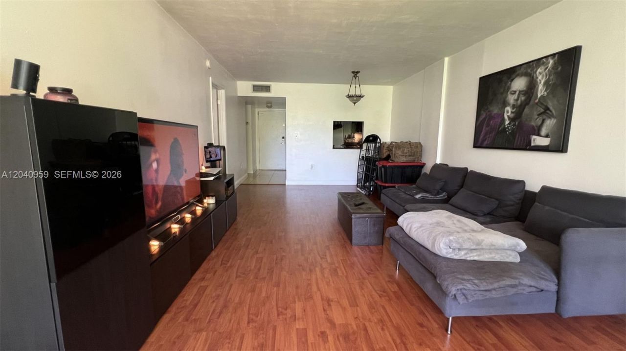 13120 SW 92nd Ave , Unit B-209, Miami, FL 33176 Photo