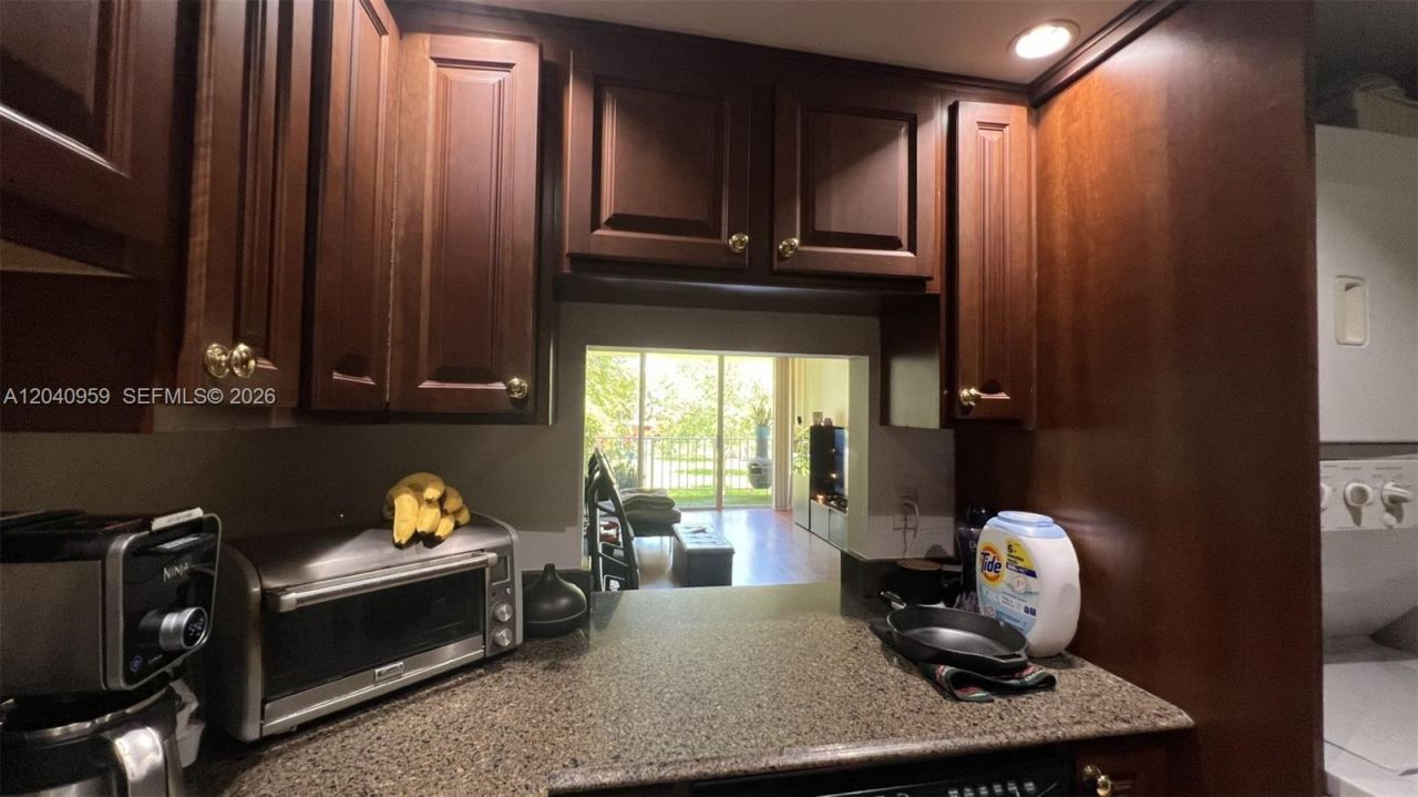 13120 SW 92nd Ave , Unit B-209, Miami, FL 33176 Photo