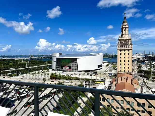 159 NE 6th St , Unit 2606, Miami, FL 33132 Photo