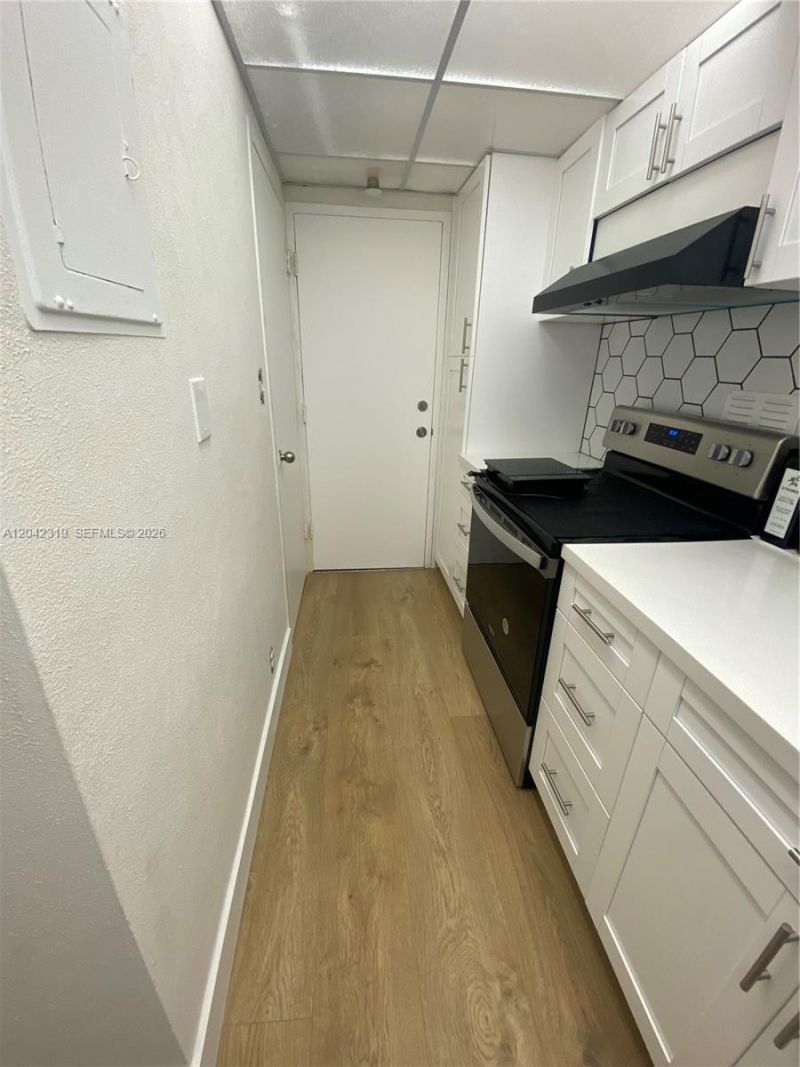 1000 West Avenue, Unit 531, Miami Beach, FL 33139 Photo