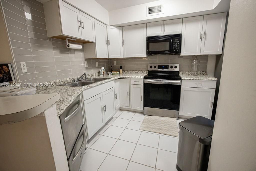 1280 S Alhambra Cir, Unit 2107, Coral Gables, FL 33146 Photo