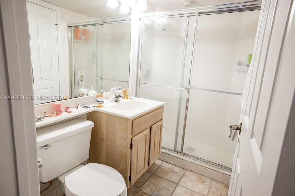 1280 S Alhambra Cir, Unit 2214, Coral Gables, FL 33146 Photo