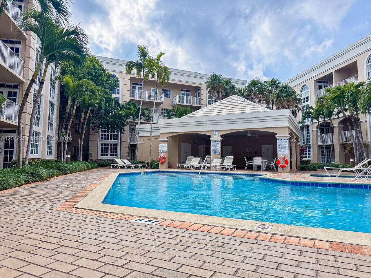 1280 S Alhambra Cir, Unit 2214, Coral Gables, FL 33146 Photo