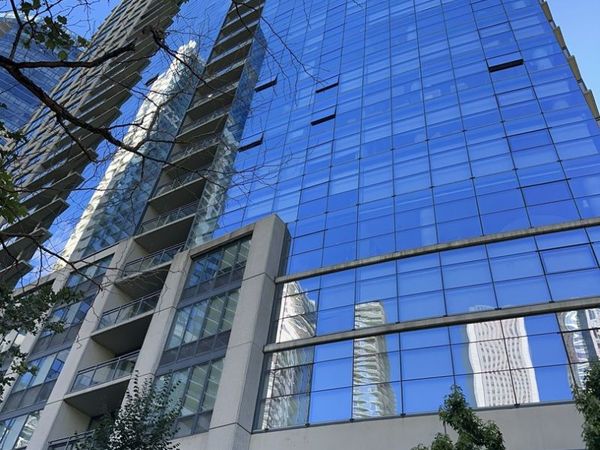 201 N Westshore Drive , Unit 1202, Chicago, IL 60601