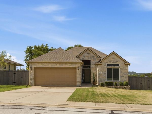 109 Cailin CT , Burnet, TX 78611