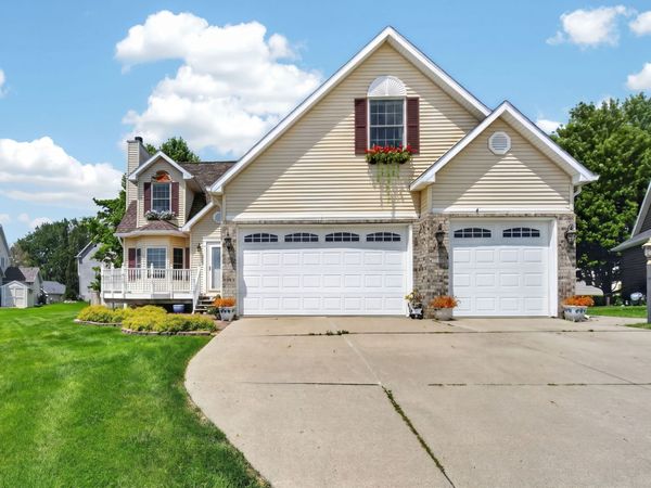 6804 Timberwolf Lane , Des Moines, IA 50320