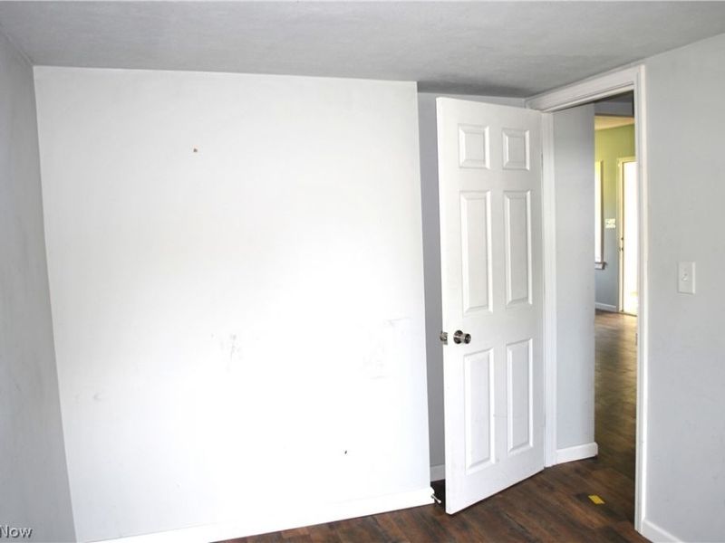 320 Broadway Street, Amherst, OH 44001 Photo 13