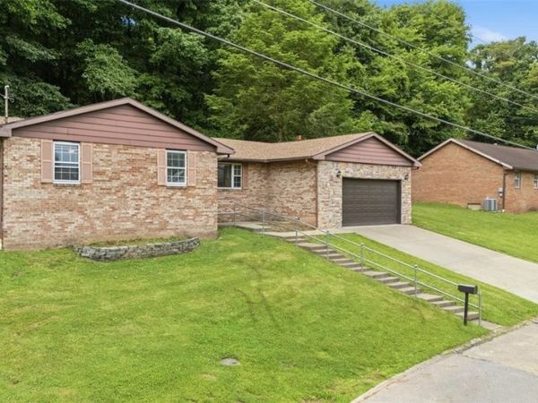 404 W Wildwood Drive , Parkersburg, WV 26101