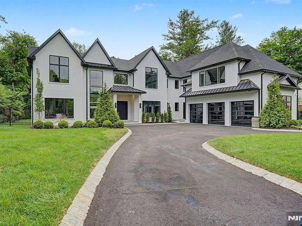 592 Piermont Road, DEMAREST, NJ 07627