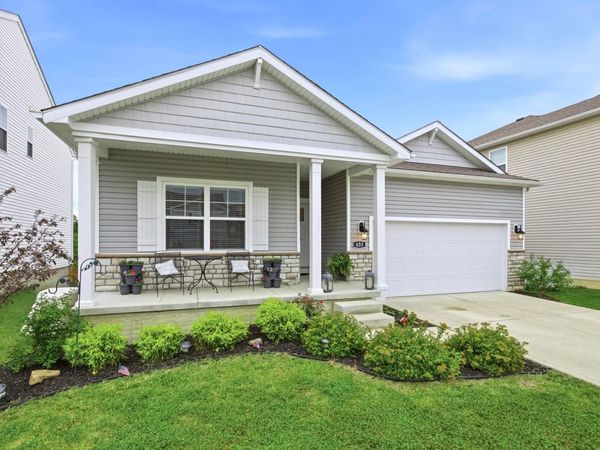 433 Sandburg Drive , Lithopolis, OH 43136
