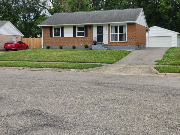 3325 Latonia , Columbus, OH 43232