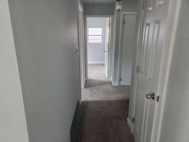 3325 Latonia, Columbus, OH 43232 Photo 7