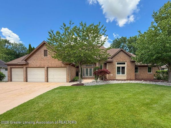 404 W Spring Meadows Lane, DeWitt, MI 48820